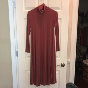 turtle neck midi dress !!! NWOT